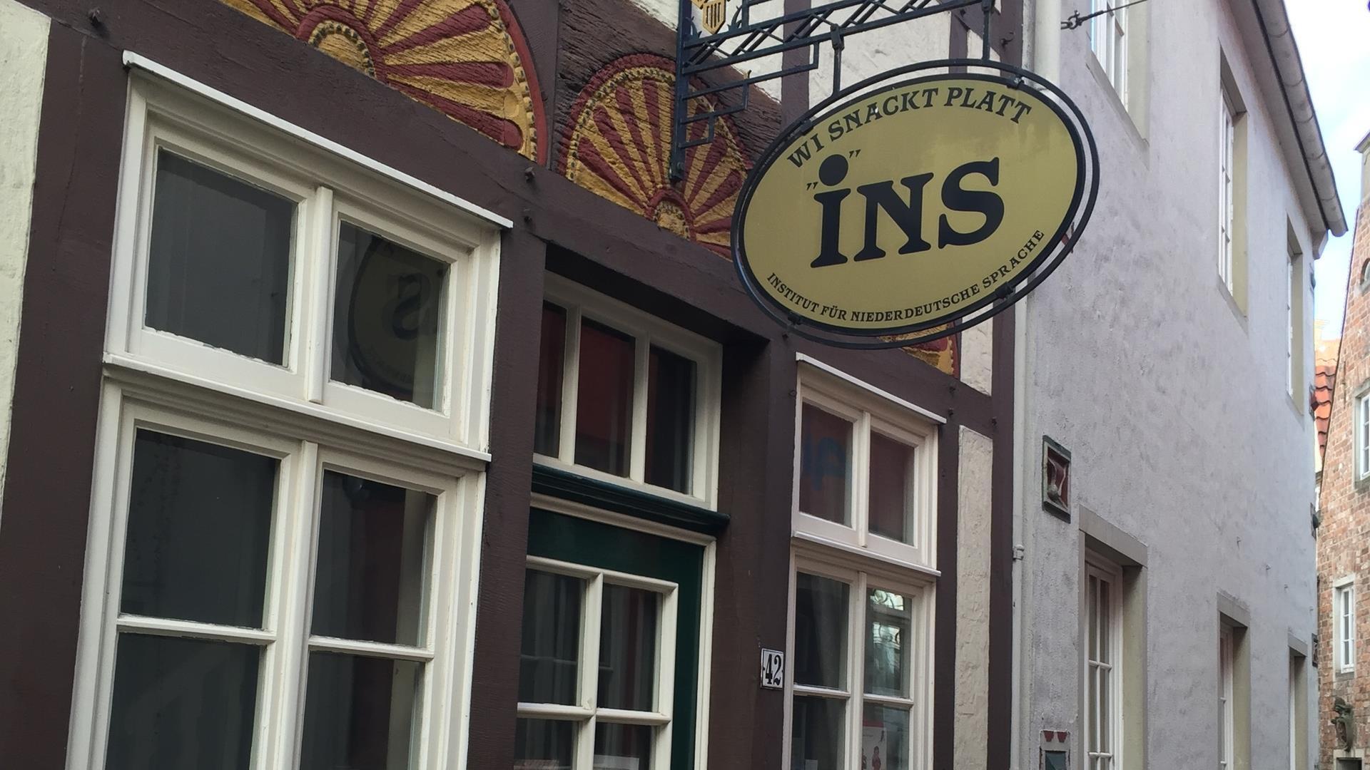 Sprachkalender „Wöör mit Wutteln“ wieder bestellbar