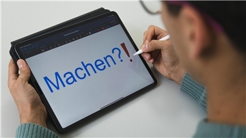  Die Gewerkschaft NGG rät dazu, sich für die Arbeitswelt von morgen fit zu machen. „Betriebe sollten mehr in Weiterbildung investieren. Und mehr Beschäftigte sollten die Chance nutzen“, so die NGG Lüneburg.