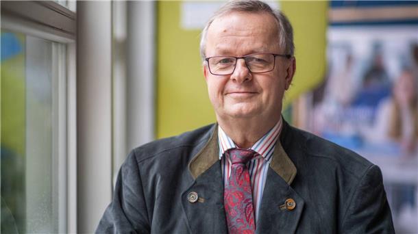  Dr. Gunnar Wagner, früher Chefarzt der Dermatologie im Klinikum Reinkenheide. Foto: Hartmann