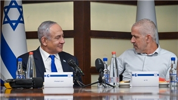  Israels Ministerpräsident Benjamin Netanjahu kam in einer Untersuchung des Inlandsgeheimdienstes über die Fehler, die das Hamas-Massaker am 7. Oktober 2023 ermöglicht haben, nicht gut weg.