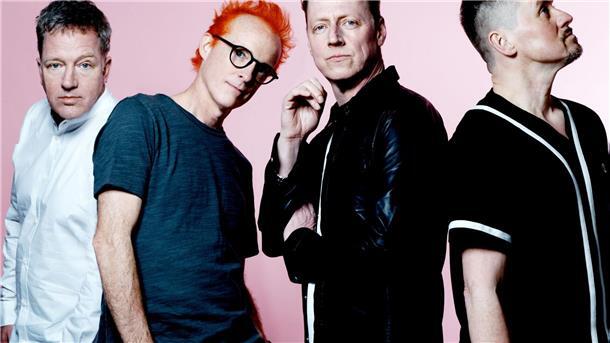 Gewohnt melancholisch: „L.A. Times“ von Travis erscheint „L.A. Times“ heißt das neue Album von Travis. Die Bandbesetzung ist seit ihrer ersten, damals kaum beachteten Single „All I Want to Do Is Rock“ aus dem Jahr 1996 konstant geblieben.