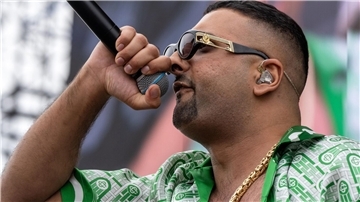 Rapper SSIO vor Grönemeyer  Mit seinem fünften Album „Alles oder nix“ landet SSIO direkt an der Chartspitze. (Archivbild)