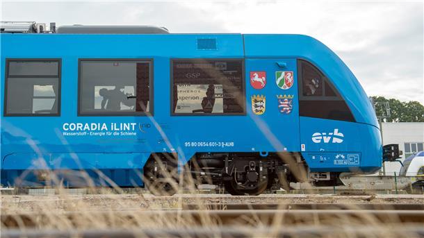  Mit Wasserstoffzügen gegen den Klimawandel.