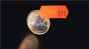 Euro mit Preisschild