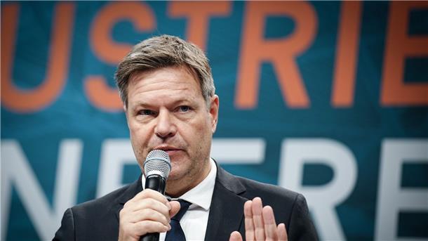 „15 Jahre ist super“: Robert Habeck.