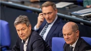 82 Prozent der Menschen in Deutschland sind einer aktuellen Umfrage zufolge nicht zufrieden mit der Arbeit der Ampel-Koalition.