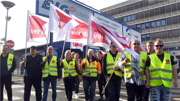 Ab 10 Uhr wird im Hafen wieder gestreikt. Es geht um 138 Arbeitsplätz bei elko Sicherheit.