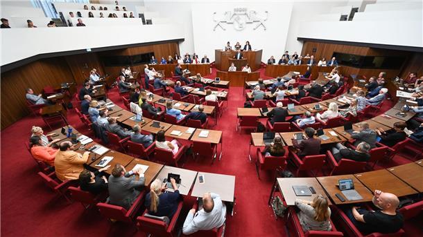 Bremer Fraktion Bündnis Deutschland verliert Abgeordnete Abgeordente Meltem Sagiroglu verlässt die Fraktion Bündnis Deutschland. (Archivbild)