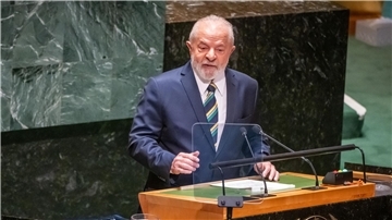 Ähnlich wie andere linke Staatschefs in Lateinamerika kritisiert Brasiliens Präsident Lula den russischen Angriffskrieg gegen die Ukraine zwar, hält sich mit deutlichen Worten gegenüber Moskau aber zurück.