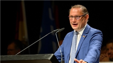 AfD-Chef Tino Chrupalla beim Landesparteitag der AfD Niedersachsen in Celle.