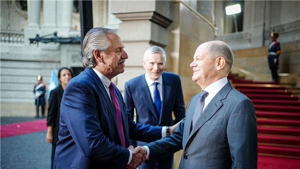 Krieg gegen die Ukraine: So ist die Lage Alberto Ángel Fernández empfängt Olaf Scholz. Der argentinische Präsident will keine Waffen an die Ukraine liefern.