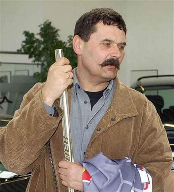 Alfred Prey im Jahr 2004 bei einem Sponsorentermin.