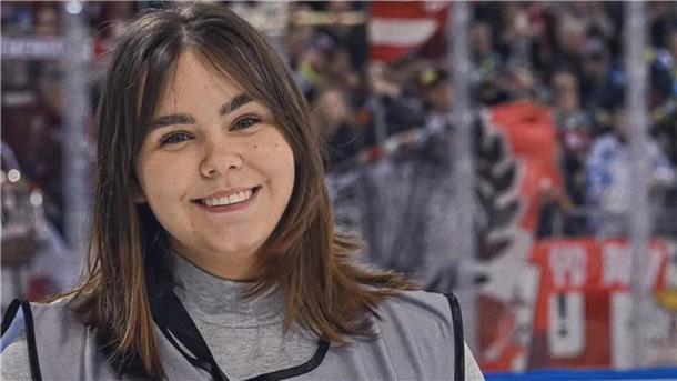Aliyah Holzapfel, Social-Media-Mitarbeiterin bei den Fischtown Pinguins.