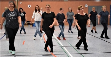 Tänzerinnen der Line Dance-Gruppe "Wildcat Dancer" aus Nordholz