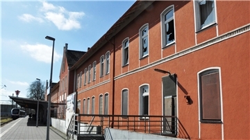Alles andere als einladend: der Bahnhof in Nordenham.