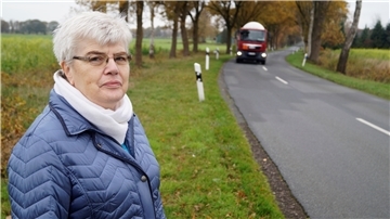 Alma Joost an der Heinschenwalder Straße.