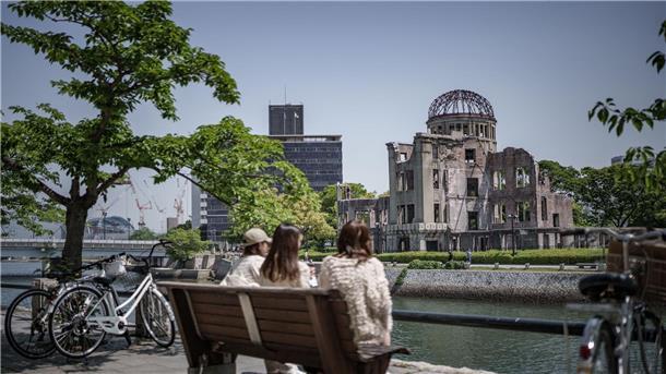 Friedensnobelpreis ehrt Hiroshima- und Nagasaki-Überlebende Als am 6. August 1945 die Atombombe in Hiroshima explodierte, blieb in der Gegend nur der Genbaku Dome stehen. Heute ist er das Hiroshima-Friedensdenkmal. (Archivfoto)