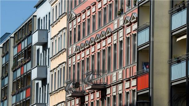 Alt- und Neubauten im Berliner Bezirk Friedrichshain.