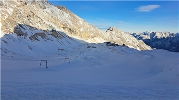Am 1. Dezember will die Zugspitze in die Wintersaison starten.
