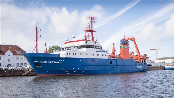 Am 23. November soll die „Walther Herwig III“ wieder beim Institutsgebäude im Bremerhavener Fischereihafen festmachen. Derzeit ist sie auf großer Grönland-Reise.