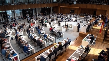 Am 9. Oktober wird über die zukünftige Zusammensetzung des Niedersächsischen Landtags abgestimmt. Im Wahlkreis 71 (Wesermarsch ohne Jade plus Rastede) und im Wahlkreis 70 (Friesland plus Jade) stellen sich jeweils sechs Kandidatinnen und Kandidaten zur Wahl.
