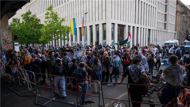 Am Abend war die Stimmung an der Berliner Humboldt-Universität aufgeheizt.