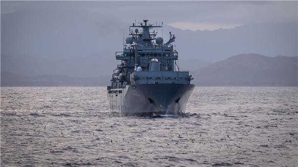 Debatten über Sicherheit auf dem Deutschen Schifffahrtstag Am ersten Tag der Fachkonferenz soll unter anderem über die Nord- und Ostsee gesprochen werden. (Archivbild)