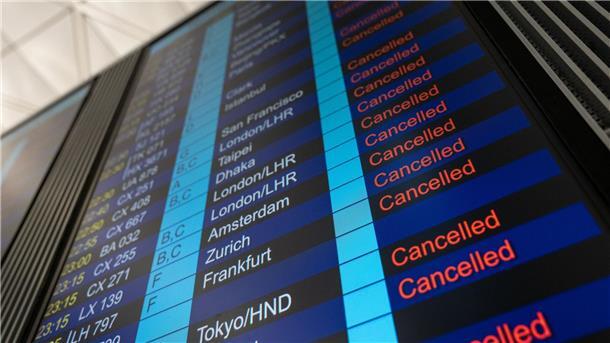 Am internationalen Flughafen Hongkong fielen Hunderte Flüge aus. 
