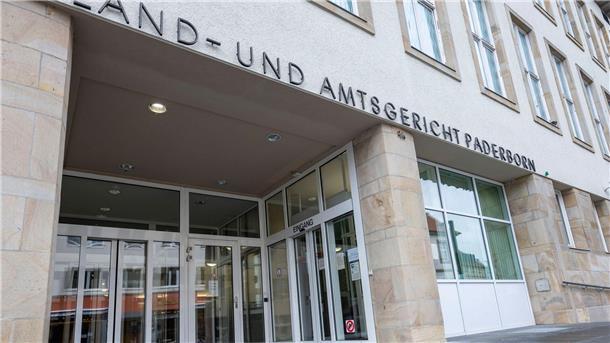 Am Landgericht hat ein Mordprozess in einem Jahrzehnte zurückliegenden Fall begonnen (Archivbild)