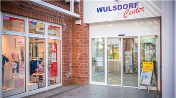 Am Mittwoch wurde im Wulsdorf-Center in der Weserstraße ein weiteres Schnelltestzentrum zusammen mit dem DRK und den Johannitern eröffnet.