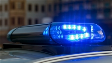 Am Mittwochnachmittag ist eine 71-jährige Scheeßelerin in einem Einkaufsmarkt am Vahlder Weg von Taschendieben bestohlen worden. Das berichtet die Polizei.