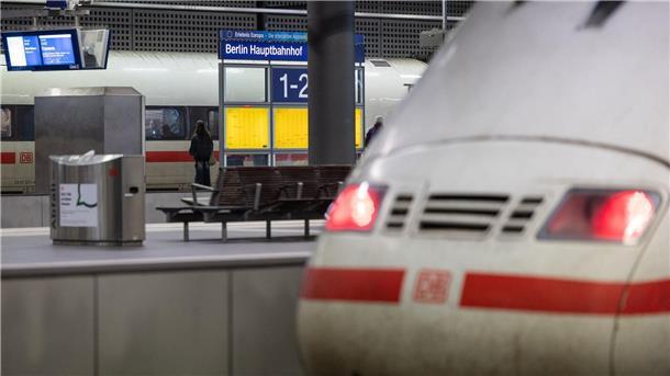 Am Montagabend startet ein 24-stündiger Warnstreik der GDL im Güterverkehr der Bahn.