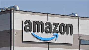 Amazon reagiert auf die Runde teils kräftiger Gehalts- und Tarifsteigerungen in der deutschen Wirtschaft.