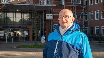 Klinik-Aus in Mitte: Betriebsversammlung schafft Hoffnung