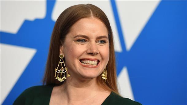 Amy Adams übernimmt Hauptrolle in Drama „At the Sea“ Amy Adams soll die Hauptrolle in dem geplanten Drama „At the Sea“ vom ungarischen Regisseur Kornél Mundruczó übernehmen.