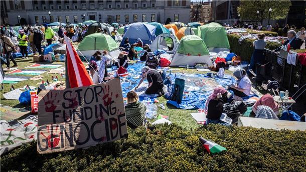 An der Columbia University in New York haben pro-palästinensische Demonstranten ein Zeltlager errichtet.