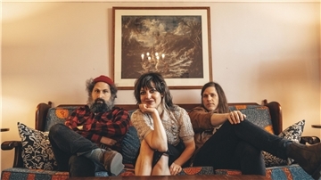 Anais Mitchell, Eric D. Johnson und Josh Kaufman sind Bonny Light Horseman.