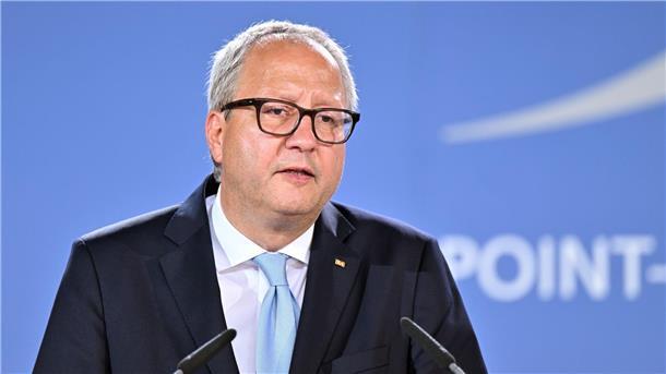 Besorgnis wegen möglicher AfD-Wahlerfolge wächst Andreas Voßkuhle hält den Fortbestand der Demokratie in Deutschland für nicht gesichert.