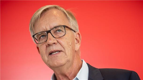 Anfragen im Bundestag sind nach Dietmar Bartschs Worten „eines der wirksamsten Mittel der Oppositionsarbeit“.