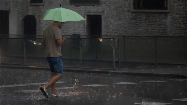 Sturm und Regen sorgen für Chaos auf Mallorca Angekündigt wurden bis zu 50 Liter Regen pro Quadratmeter.