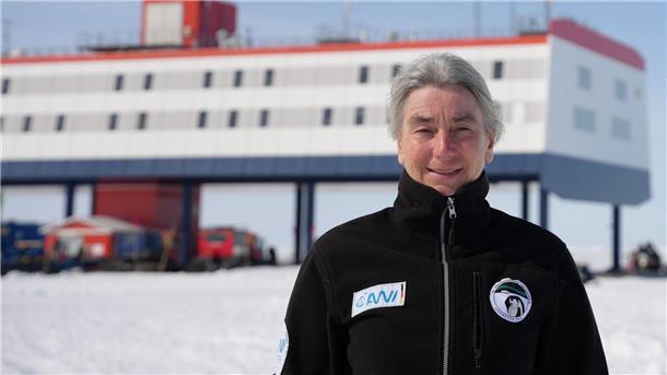 Anja Weber leitet die Forschungsstation des Bremerhavener Alfred-Wegener-Instituts in der Antarktis.