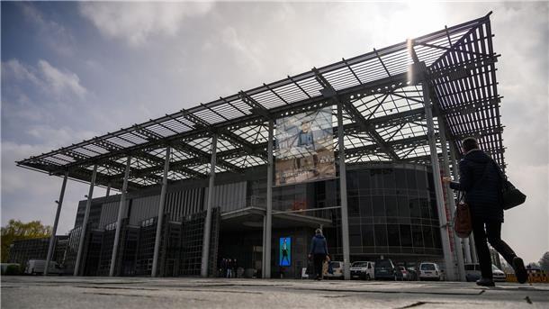 Anlässlich des dritten Jahrestages des Angriffskrieges Russlands auf die Ukraine zeigt das Kunstmuseum Wolfsburg Werke einer jungen ukrainischen Künstlerin. (Symbolbild) 