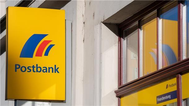 BGH sieht bei Postbank-Übernahme immer noch offene Fragen Anleger werfen der Deutschen Bank vor, ihnen bei der Komplettübernahme der Postbank ein viel zu niedriges Angebot für ihre Aktien unterbreitet zu haben.