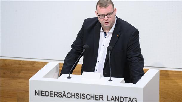 Landtagsabgeordneter Schledde will AfD-Landeschef werden Ansgar Georg Schledde (AfD) spricht im Landtag Niedersachsen.