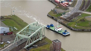 Anstelle der havarierten Drehbrücke soll in den kommenden Jahren eine Fähre dafür sorgen, dass die Columbusinsel auch von Norden her erreichbar bleibt.