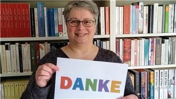 Arbeitsalltag mit dem Coronavirus: Silke Gutowski, von der Buchhandlung Memminger in Geestemünde, bereitet sich mit dem Team auf die erforderlichen Maßnahmen vor. 