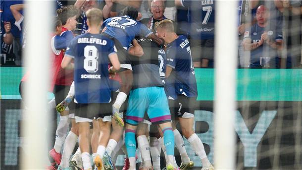 Bielefeld wird für Bremen erneut zum Pokalschreck Arminia Bielefeld hat mal wieder einen Favoriten geschlagen.