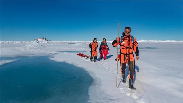 Wissenschaftler Markus Rex mit Team bei der MOSAiC-Expedition