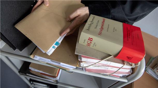 Auch an den Gerichten in der Elbe-Weser-Region sind wegen Corona Gerichtsverhandlungen verschoben worden.
