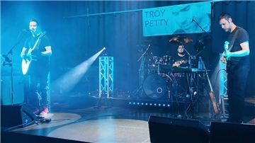 Auch das Konzert von Troy Petty und Band am vergangenen Wochenende in der Jahnhalle war gut besucht.
